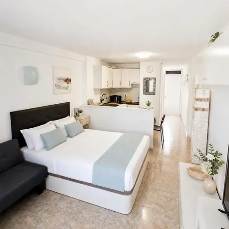 213 Borinquen Costa Adeje (Tenerife)